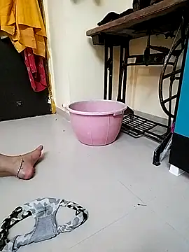 PayalSharmahot143 online show from 10/22/25, 02:23