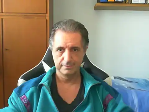 lliuk70mi online show from 03/02/25, 12:43