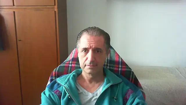 Snapshot of lliuk70mi chatting on 04/28/26, 02:55 lliuk70mi online show from 04/28/26, 02:55