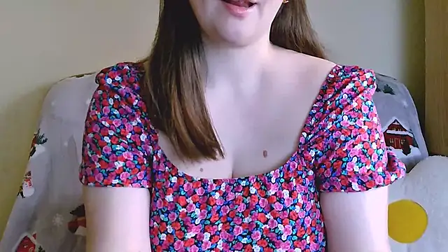 Snapshot of ChubbyMaia chatting on 01/01/25, 11:16 ChubbyMaia online show from 01/01/25, 11:16