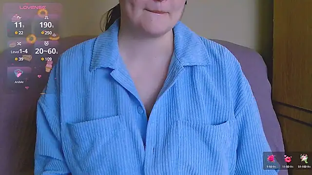 Snapshot of ChubbyMaia chatting on 02/10/25, 09:25 ChubbyMaia online show from 02/10/25, 09:25