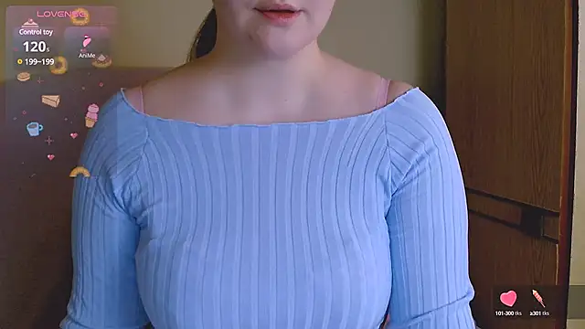 Snapshot of ChubbyMaia chatting on 03/11/25, 12:28 ChubbyMaia online show from 03/11/25, 12:28