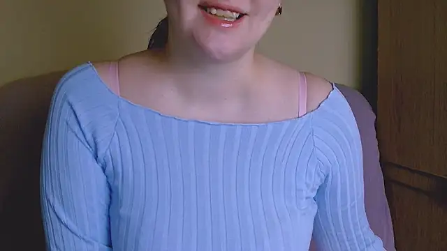 Snapshot of ChubbyMaia chatting on 03/16/25, 08:32 ChubbyMaia online show from 03/16/25, 08:32