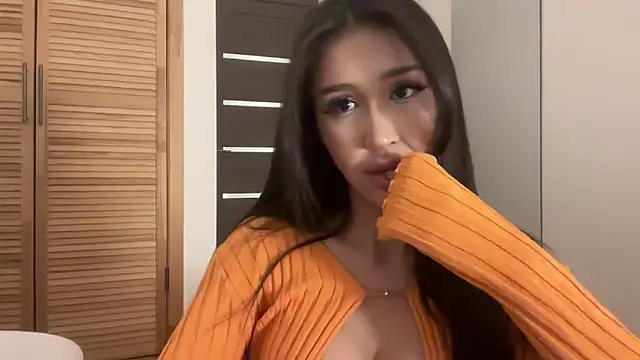 paola inga online show from 02/13/26, 03:13