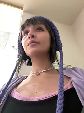 bigbabykiki online show from 12/28/24, 01:28