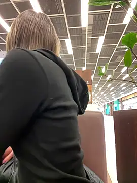 bigbabykiki online show from 02/22/25, 01:24