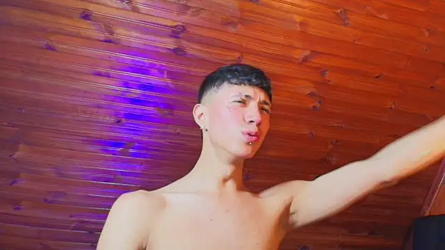 Justyn Ross online show from 11/24/25, 08:19