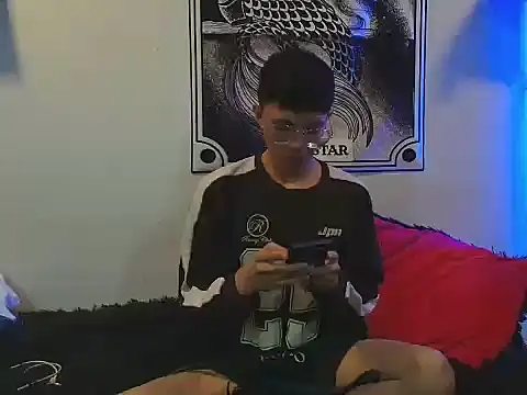 Justyn Ross online show from 11/28/25, 12:02