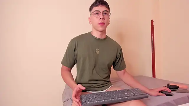 Alexx oconnor online show from 02/16/25, 01:49