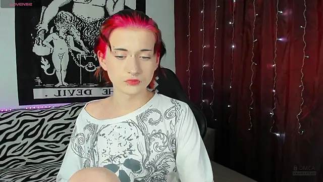 Snapshot of Vailyreb_ chatting on 12/07/24, 01:14 Vailyreb online show from 12/07/24, 01:14