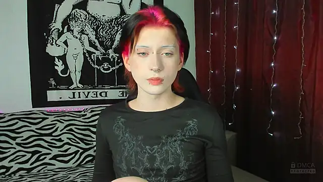 Snapshot of Vailyreb_ chatting on 12/20/24, 02:52 Vailyreb online show from 12/20/24, 02:52