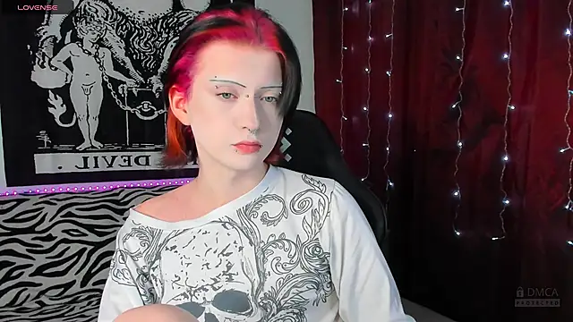 Snapshot of Vailyreb_ chatting on 12/22/24, 10:28 Vailyreb online show from 12/22/24, 10:28