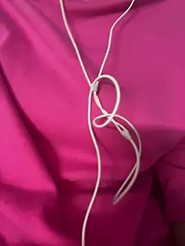  riyaahahaha  online show from 04/05/26, 01:08