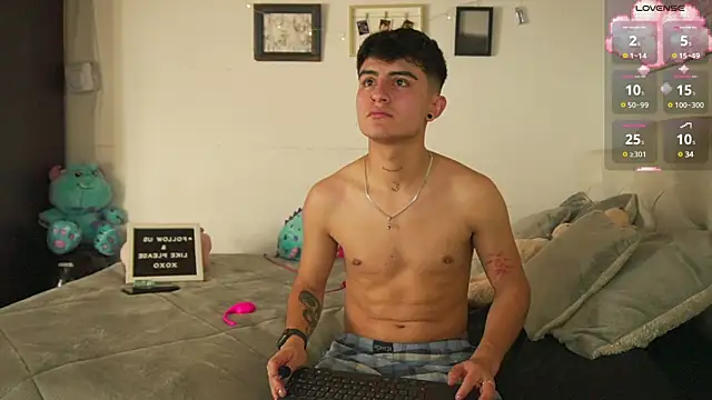 tommy and sophie online show from 12/19/24, 06:56