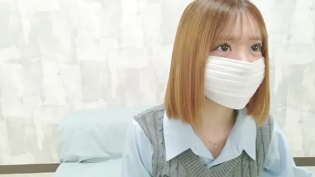 Snapshot of LOVE_MOMO_LOVE chatting on 05/24/26, 12:21 LOVE MOMO LOVE online show from 05/24/26, 12:21