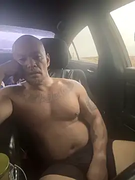 EatMyCake831 online show from 09/29/25, 03:50