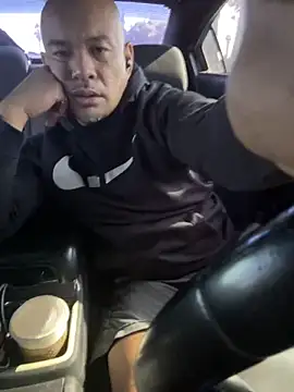 EatMyCake831 online show from 04/17/26, 04:32