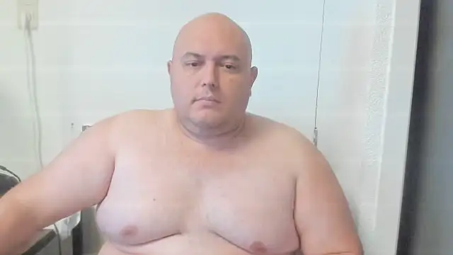 BigromeoXX online show from 11/08/25, 04:40