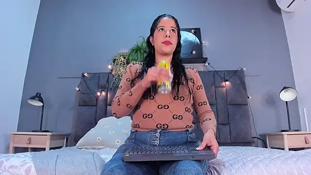 DulceAurora   online show from 10/09/25, 02:53