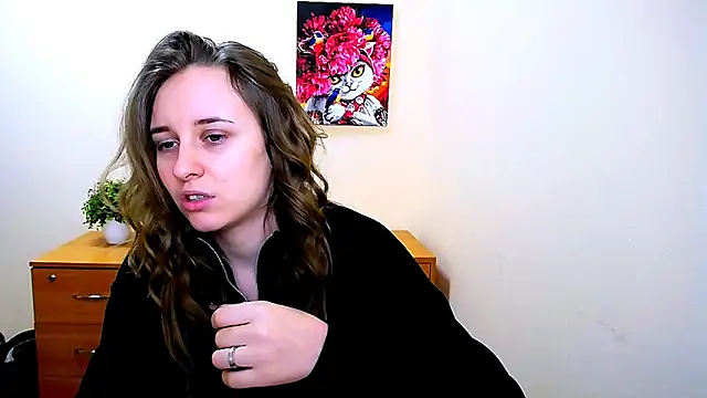 Snapshot of _Nicole_new chatting on 02/07/25, 12:28  Nicole new online show from 02/07/25, 12:28