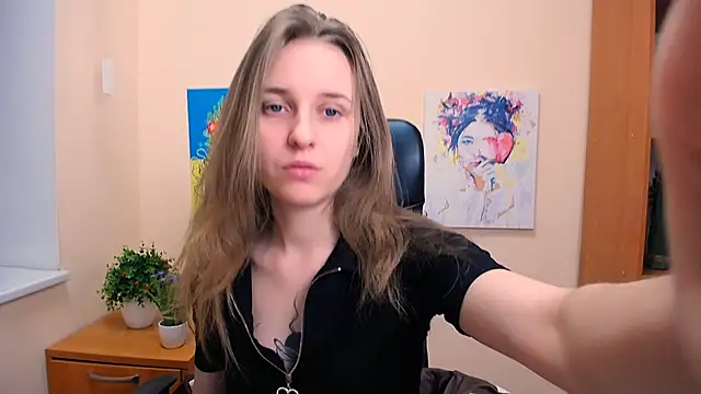 Snapshot of _Nicole_new chatting on 03/14/25, 12:29  Nicole new online show from 03/14/25, 12:29