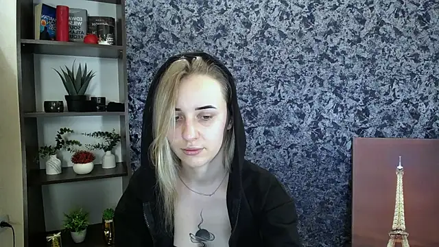  Nicole new online show from 02/15/26, 02:47