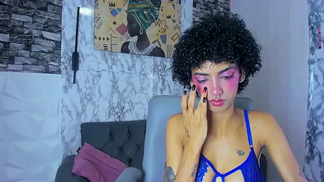 Queen Cuarxxo online show from 06/25/26, 12:10