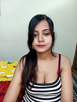 Miss-Riyasingh online show from 10/28/25, 06:17