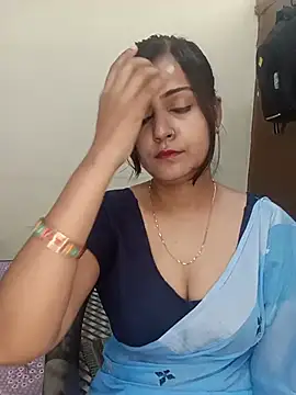 Miss-Riyasingh online show from 05/15/26, 03:46