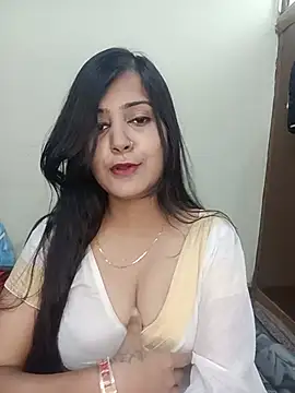 Snapshot of Miss-Riyasingh chatting on 06/07/26, 05:11 Miss-Riyasingh online show from 06/07/26, 05:11