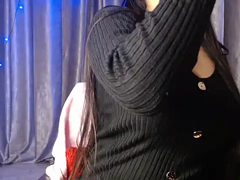 Snapshot of Sexy_Myra18 chatting on 01/02/25, 03:37 Sexy Myra18 online show from 01/02/25, 03:37