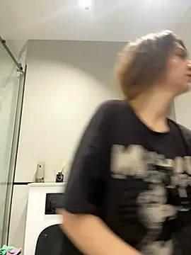 BelleSkye online show from 03/15/25, 05:08