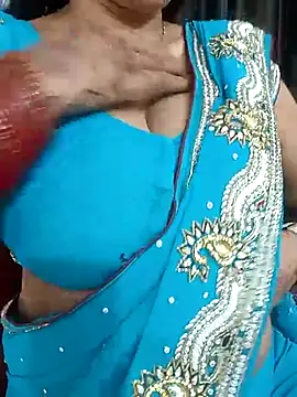 Snapshot of kaamuk_shweta chatting on 03/01/25, 02:59 kaamuk shweta online show from 03/01/25, 02:59
