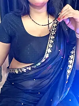 Snapshot of kaamuk_shweta chatting on 03/08/25, 08:35 kaamuk shweta online show from 03/08/25, 08:35
