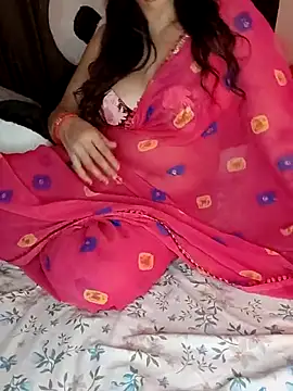 Snapshot of kaamuk_shweta chatting on 09/10/25, 07:52 kaamuk shweta online show from 09/10/25, 07:52