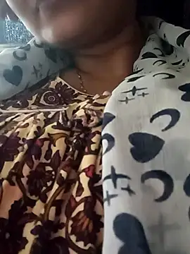 Snapshot of kaamuk_shweta chatting on 09/21/25, 10:39 kaamuk shweta online show from 09/21/25, 10:39