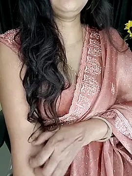 Snapshot of kaamuk_shweta chatting on 09/27/25, 10:59 kaamuk shweta online show from 09/27/25, 10:59