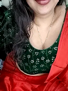 Snapshot of kaamuk_shweta chatting on 10/03/25, 09:12 kaamuk shweta online show from 10/03/25, 09:12
