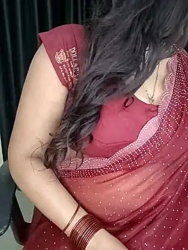 Snapshot of kaamuk_shweta chatting on 10/07/25, 04:15 kaamuk shweta online show from 10/07/25, 04:15