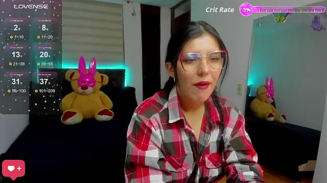 Luxxur69 online show from 09/19/25, 11:38