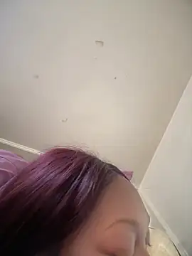 honeybrow online show from 04/21/26, 06:01