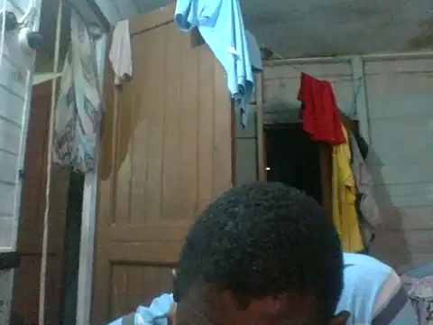 Snapshot of PELOVER chatting on 09/12/25, 09:04 PELOVER online show from 09/12/25, 09:04