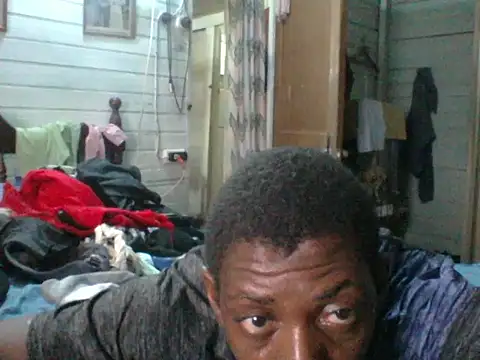 Snapshot of PELOVER chatting on 10/05/25, 05:33 PELOVER online show from 10/05/25, 05:33