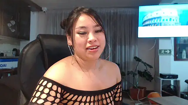 hinataleecs online show from 02/22/25, 09:01