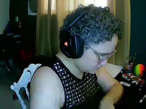 lolalicious 7583 online show from 02/04/26, 04:46