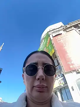 AnaRhodes online show from 03/06/25, 08:30