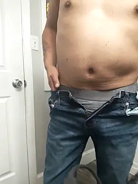 Snapshot of Boss199971 chatting on 11/18/25, 10:41 Boss199971 online show from 11/18/25, 10:41