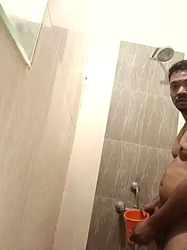 Snapshot of Mmm992170 chatting on 02/06/25, 04:10 Mmm992170 online show from 02/06/25, 04:10