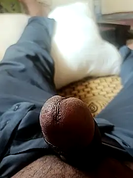 Snapshot of Mmm992170 chatting on 03/03/25, 07:32 Mmm992170 online show from 03/03/25, 07:32