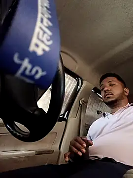 Snapshot of Mmm992170 chatting on 03/07/25, 10:45 Mmm992170 online show from 03/07/25, 10:45